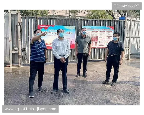 国际拳击裁判在执法中与医疗团队建立常态化沟通机制确保判罚与安全并重 国际拳击裁判在执法中与医疗团队建立常态化沟通机制确保判罚与安全并重